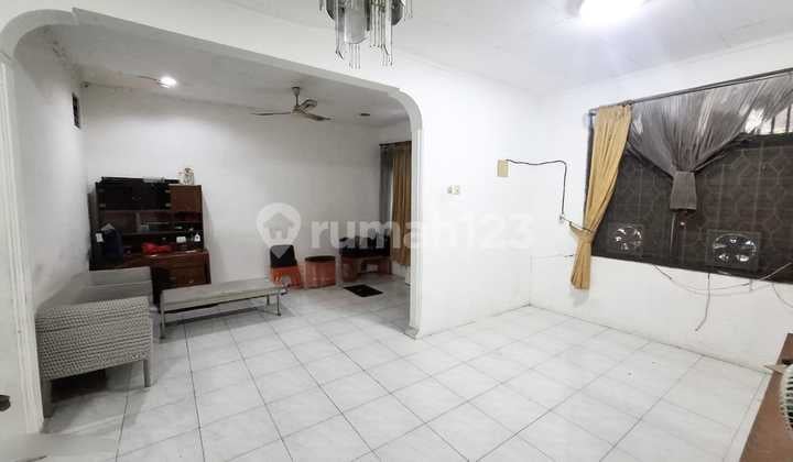 Dijual Rumah 9x16 di Sunter, Hadap Utara. 4+1 Kamar Tidur