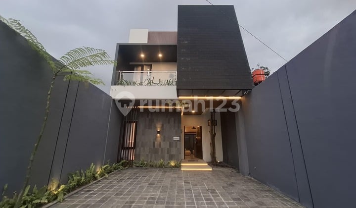 Rumah Cantik Udara Sejuk, 3 Menit ke Sman 2 Ngaglik, Sleman