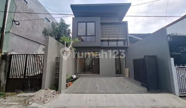 Rumah Siap Huni, Full Furnished, 4 Km ke Kampus Ugm Jogja