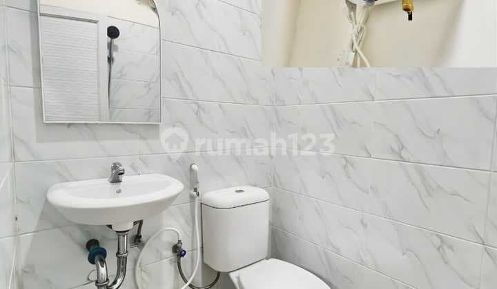 Kost Premium Zona Kampus & Perkantoran, Harga Nego di Tomang