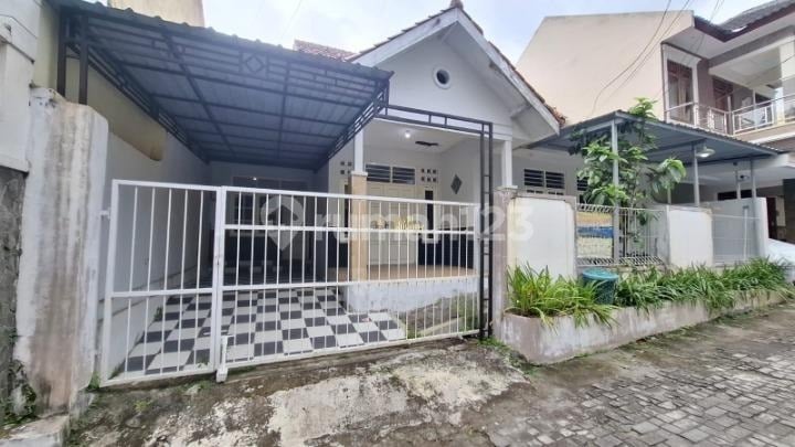 Rumah Siap Huni, Tanah Luas Dalam Perum di Purwomartani