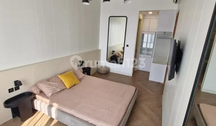 Dijual Cepat Taman Anggrek Residence 2+1 BR Furnished Jakarta Barat