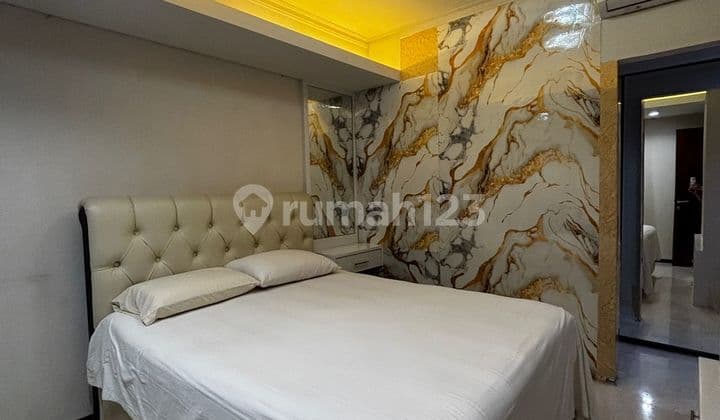 Disewakan Apartemen Royal Mediterania Garden 2+1 Bedroom