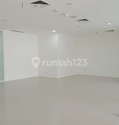 Disewakan Office Space Soho Capital Siap Huni