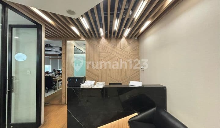 Disewakan Office Space Soho Capital Central Park Furnished
