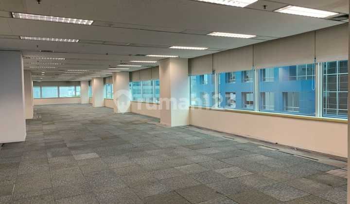 Sewa Kantor 1207 M2 Sdh Partisi di Mayapada Tower Sudirman, Hrg Nego