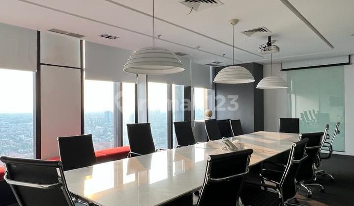Sewa Kantor Full Furnish 600 m2 di Alamanda Tower TB Simatupang