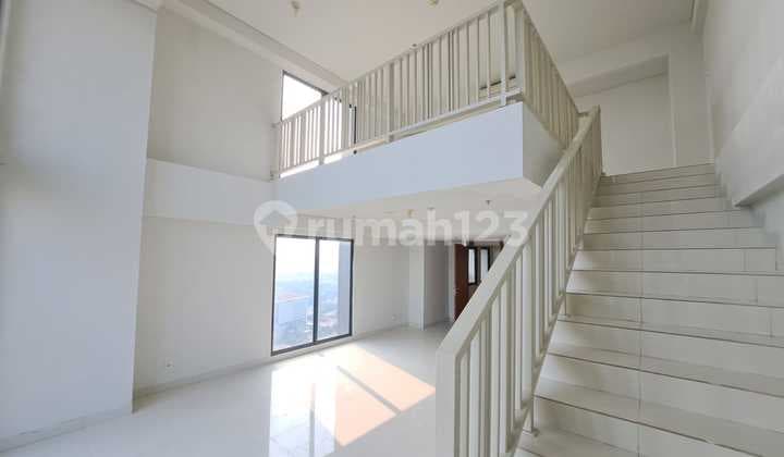 Sewa Murah Kantor SOHO Pancoran 101 m2 Posisi Unit di Hook Double View