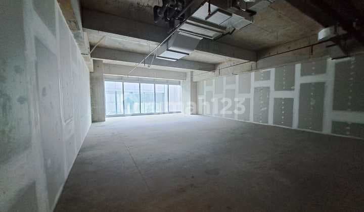 Sewa Murah Kantor 135 M2 di World Capital Tower WCT Mega Kuningan