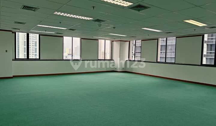 Sewa Mini Office 107 m2 di Artha Graha SCBD, Free Furniture dan Renov