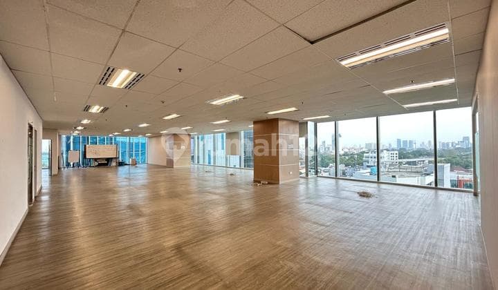 Sewa Kantor 1113 M2 di Park Tower Kebon Sirih, Kondisi Sdh Partisi