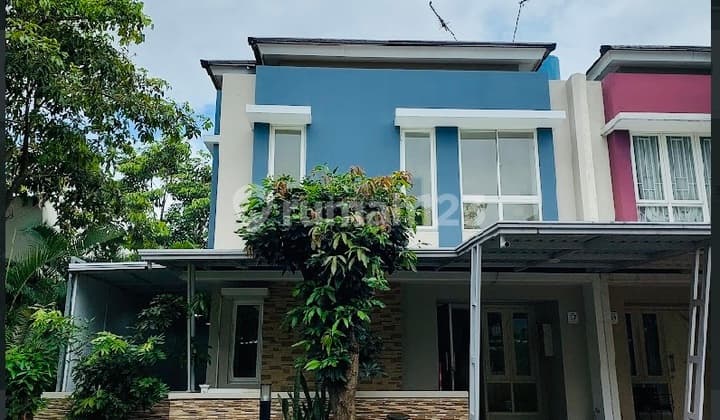 Rumah Hoek Dekat Clubhouse Cluster Thomson Gading Serpong
