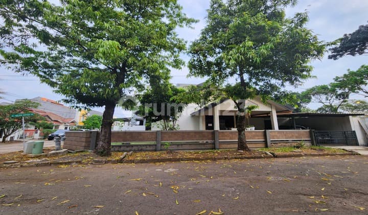 Rumah Hoek Samping Sekolah Penabur Sektor 1c Gading Serpong