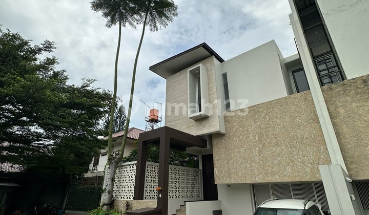 rumah dijual di jakarta selatan dekat one bell park mall pd labu
