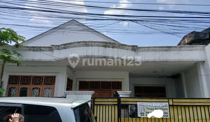Dijual Cepat Rumah Strategis di Cempaka Putih, Jakarta Pusat