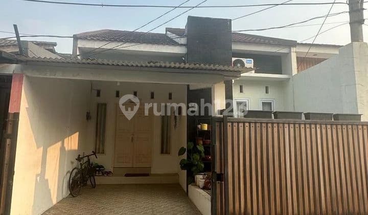 Urgent Sale, Ready-to-occupy House in Pamulang, South Tangerang
