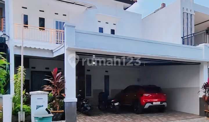 For Sale Ready-to-Occupy House in Jagakarsa Complex, South Jakarta