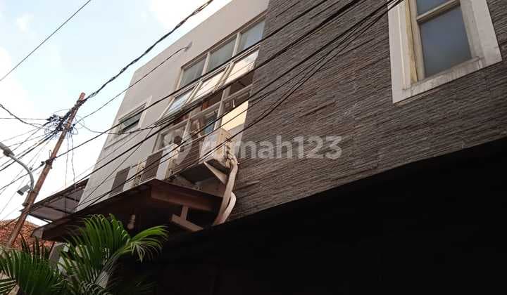 Dijual Kost Aktif di Setiabudi, Kuningan Jakarta Selatan