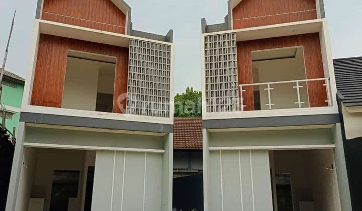 Rumah Siap Huni Mewah Termurah Di Pinggir Jalan Raya Depok, 10 Menit Stasiun Kereta, 15 Menit Tol Desari, Dekat Pusat Bisnis Dan Mall Margonda Raya