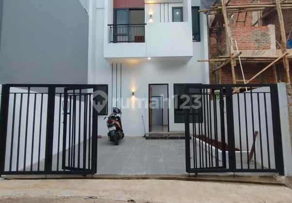 Rumah Siap Huni Dekat LRT Rambutan Dekat Toll Cijantung Dekat Area Perkantoran Tb Simatupang