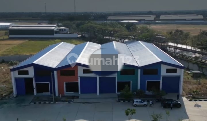 Disewakan Murah Gudang Baru Bagus Kawasan Industri Strategis Dekat Tol Brebes Jawa Tengah