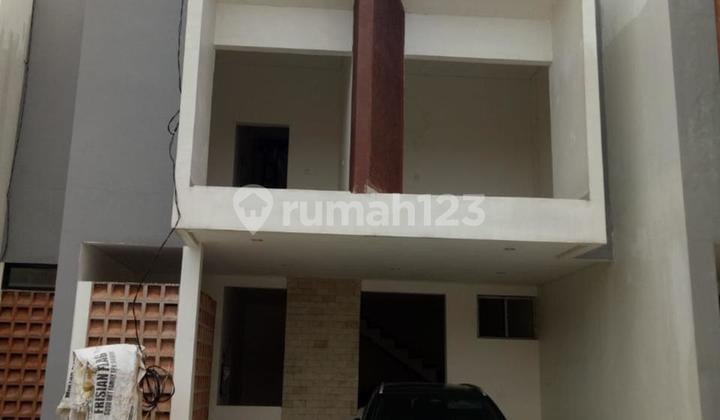 Dijual Rumah Baru 2 Lantai Eksklusif Strategis di Pusat Jakarta