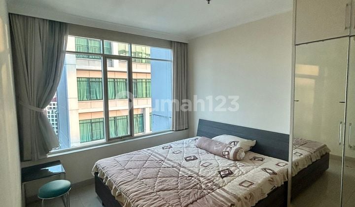 Dijual Apartemen Hamptons Park 2 Kamar Tidur Furnished