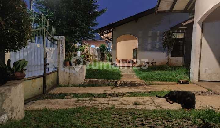 Rumah Tua Hitung Tanah SHM 456M2 Lokasi Dekat Pondok Indah