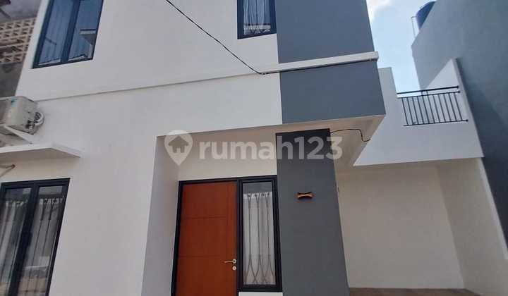 Beautiful and Affordable House Priced at 600 Million in Cipayung