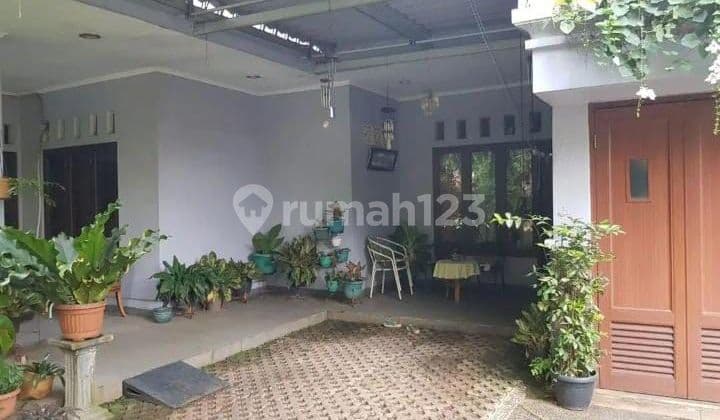 Rumah Cantik Dan Murah Dalam Komplek Elit Di Pasar Mingggu