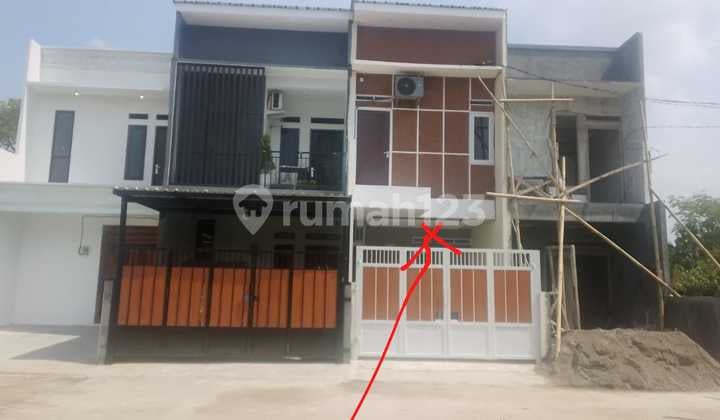 Rumah Cantik dan Murah 2 Lantai di Pondok Ranggon Cipayung