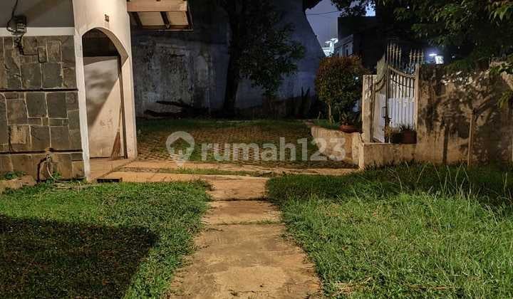 Rumah Tua Nempel Komplek Pondok Indah di Pondok Pinang