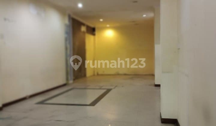 Disewakan Ruko Modern di Jantung Kawasan Bisnis Menteng