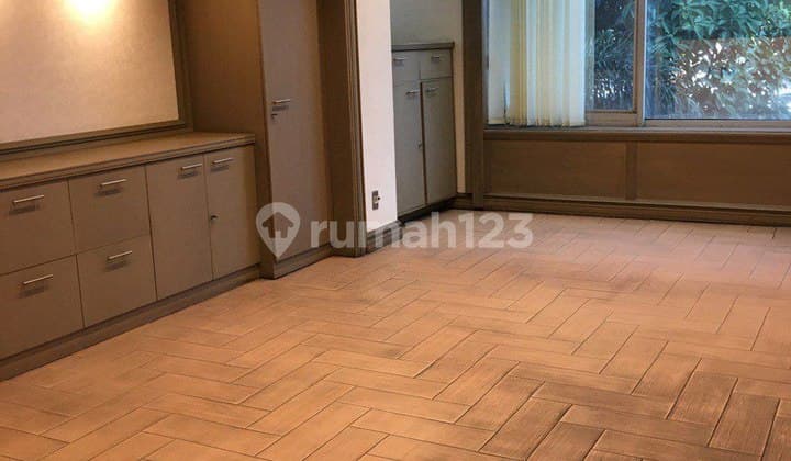 Dijual Gedung Menteng Kemewahan Dengan Keamanan Terkini