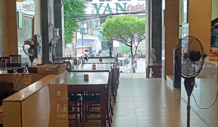 Gedung Ruko Siap Usaha Dekat Dengan Keramaian