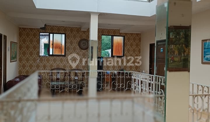 Hotel 19 Kamar Dekat Pusat Perbelanjaan Dekat Stasiun