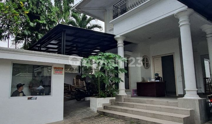 Rumah Mewah Ekslusif Fasilitas Lengkap Siap Huni