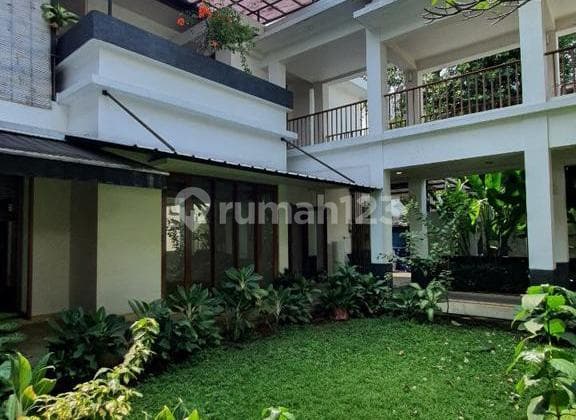 Disewakan Rumah Cocok Untuk Kantor di Menteng