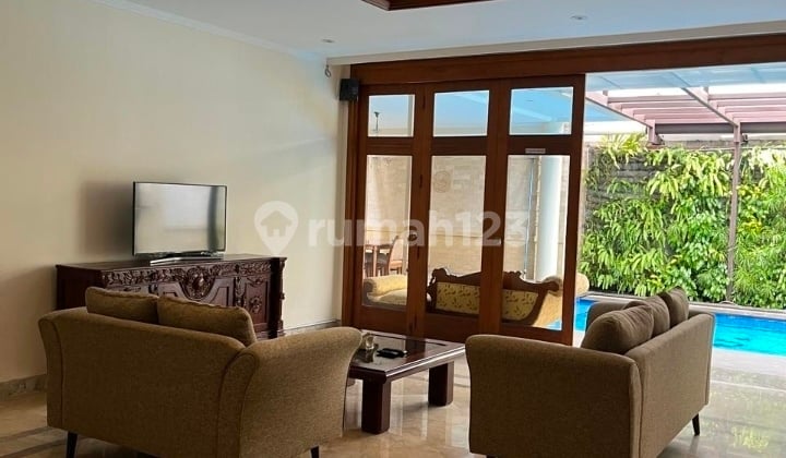 Di Sewakan Rumah 2lantai Kemang Area