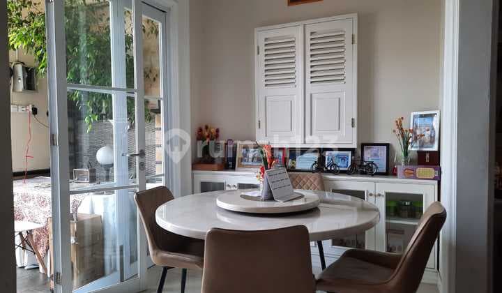 For Sale, Strategic House in the Center of Depok City