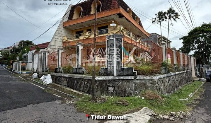 Rumah Klasik 4 Lantai Kondisi Baik di Tidar Bawah, Kota Malang