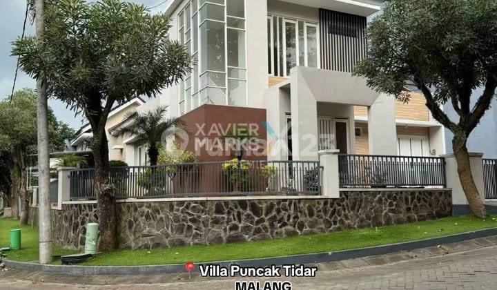 Rumah Hook Kondisi Terawat di Mainroad Perumahan Villa Puncak Tidar Malang