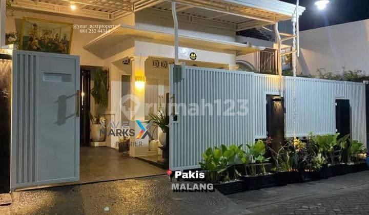 Very Comfortable House Fully Furnished Pakis Location, Malang