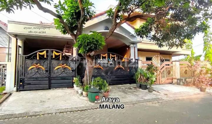 Well-Maintained & Move-In Ready House in the Elite Araya Housing Estate, Malang