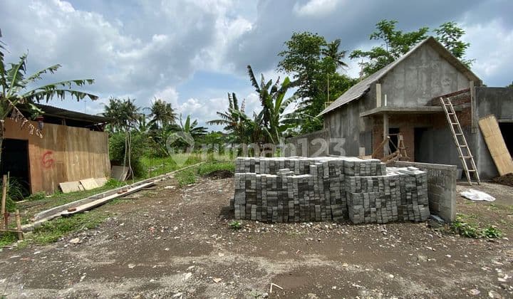 Rare Item! Rumah Sleman Tipe 45/148 Sisa Lahan Sangat Luas!