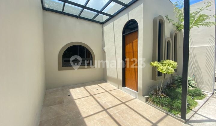 Rumah Villa Siap Huni Akses Cepat Dekat Stadion Maguwoharjo