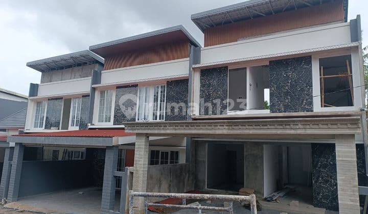Rumah 2 Lantai Dalauster Dekat Pasar Jangkang Sleman 1,1 Milyar