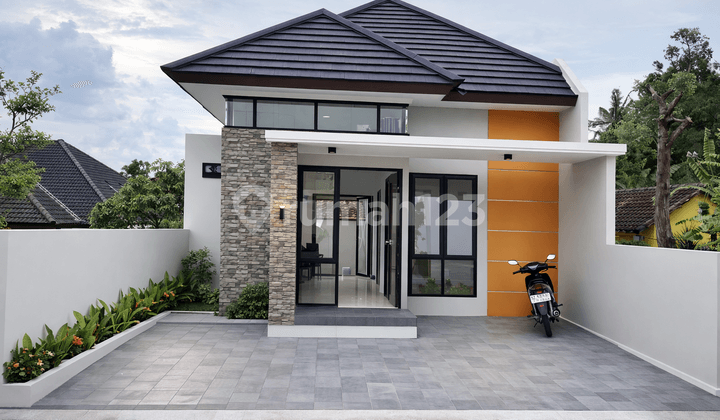 Ready-to-Occupy House in Pakembinangun, Pakem 595 Million Ready for AJB