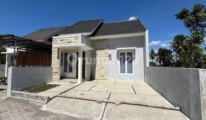 Affordable Home in Tempel, Sleman - Comfortable to Live In, Strategically Located