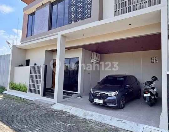 Luxury Contemporary Fully Furnished House in Baturetno Banguntapan